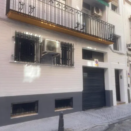 La Casa Del Escultor * סביליה